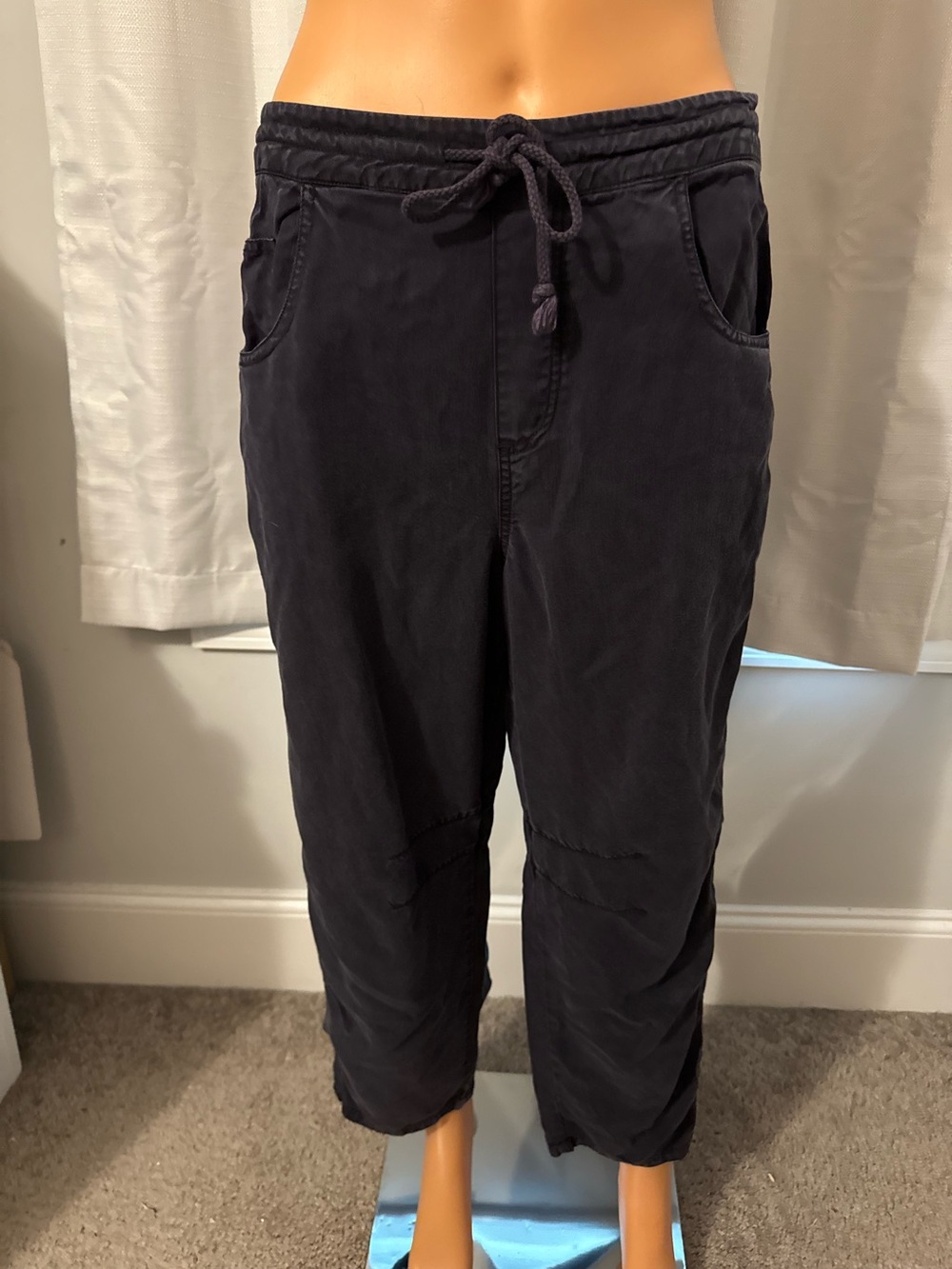 Young Fabulous & Broke Navy Lyocell Drawstring Crop Pants L